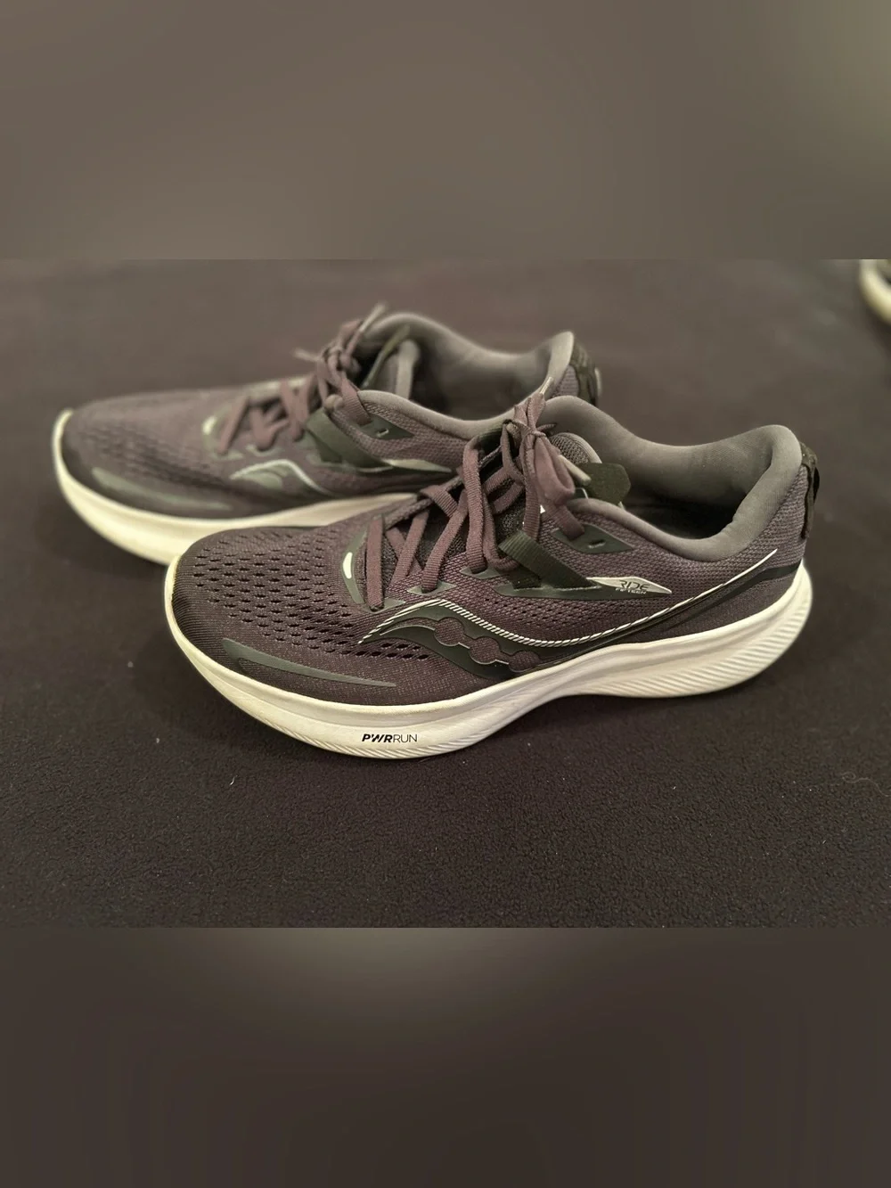 Women’s Performance Running Shoes - Dark Purple